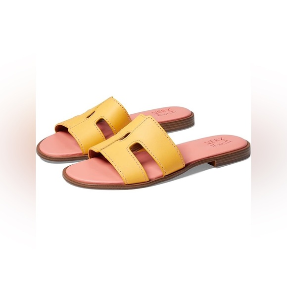Naturalizer Fame Slide Sandal Daffodil Yellow Leather Size 7 EUC - Picture 1 of 9